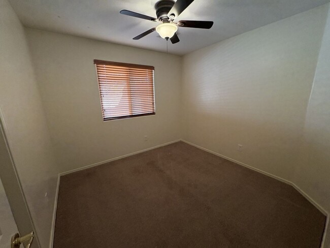 Building Photo - Vail School District 3 bedroom two bath