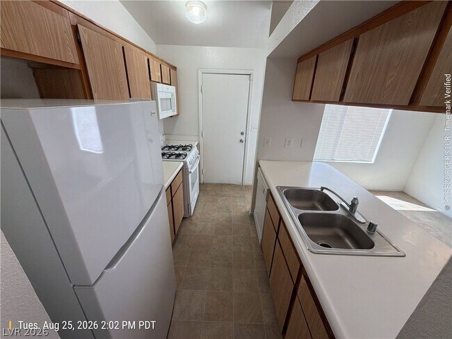 Building Photo - 3737 E Capsule Dr