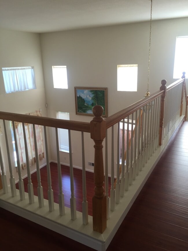 Building Photo - 2340 Pacifica Ct