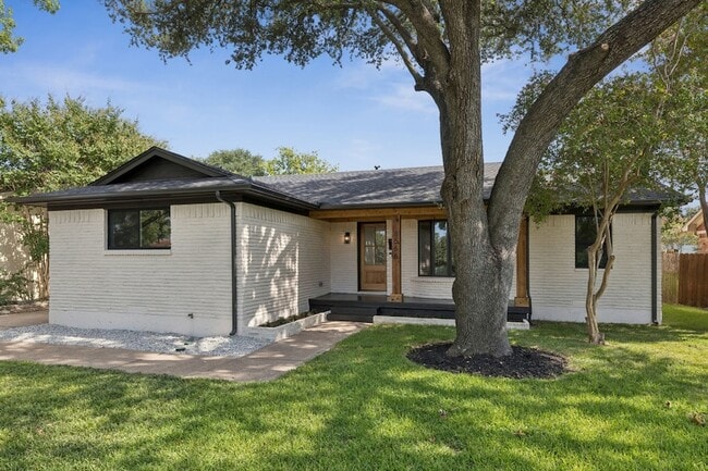 Primary Photo - 8566 Sweetwood Dr