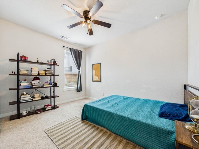 Building Photo - 9623 Wright Dr