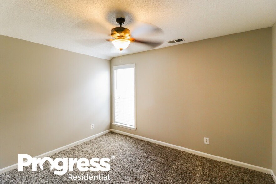 Building Photo - 9149 Chastain Pl