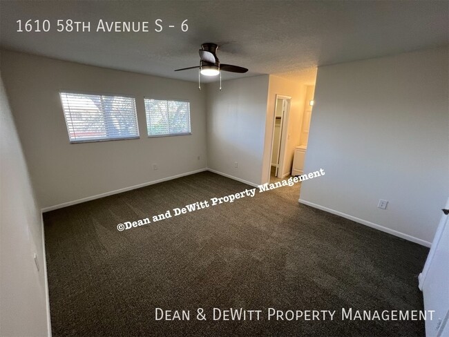 Building Photo - 1610 58th Ave S