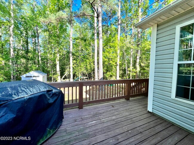 Building Photo - 10169 Whispering Cove Ct SE