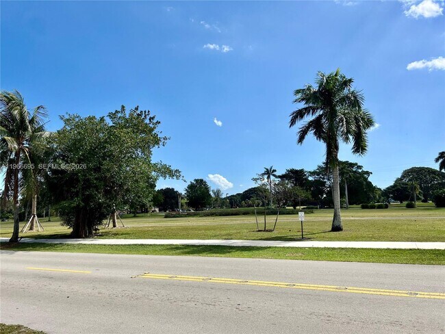 Building Photo - 1623 Johnson St