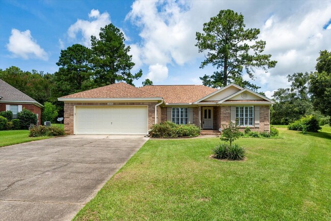 Building Photo - BEAUTIFUL QUAIL CREEK ESTATES OF FAIRHOPE