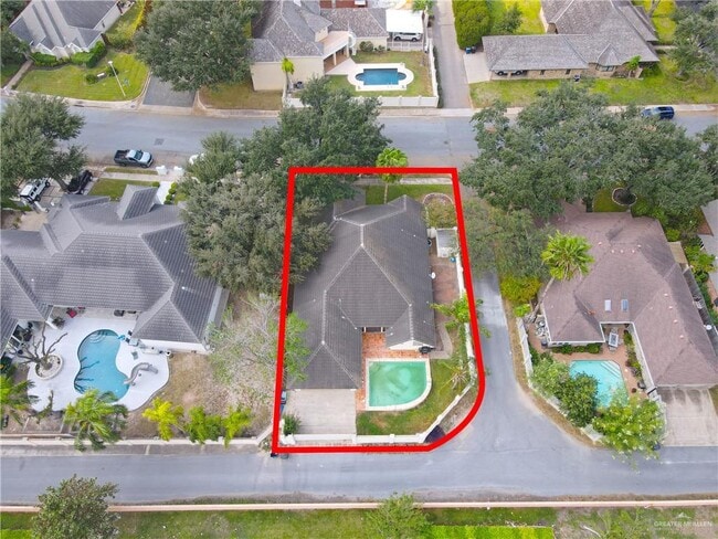 Building Photo - 32 S Cynthia St