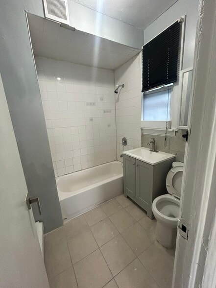 Building Photo - 329 Columbia Ave