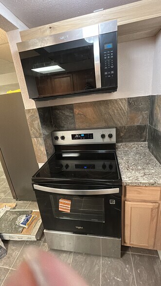 Building Photo - 18292 E Lasalle Pl