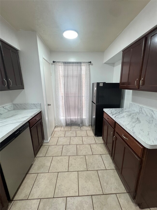 Building Photo - 21215 Verdecove Ln