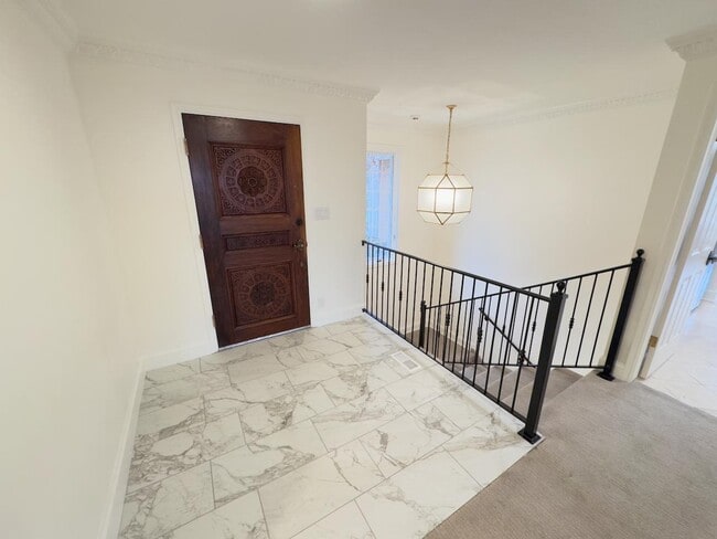 Building Photo - 3207 Apache Ln