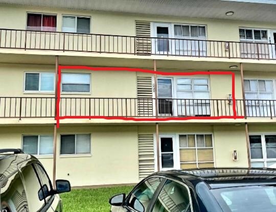 Building Photo - 715 S Beach St