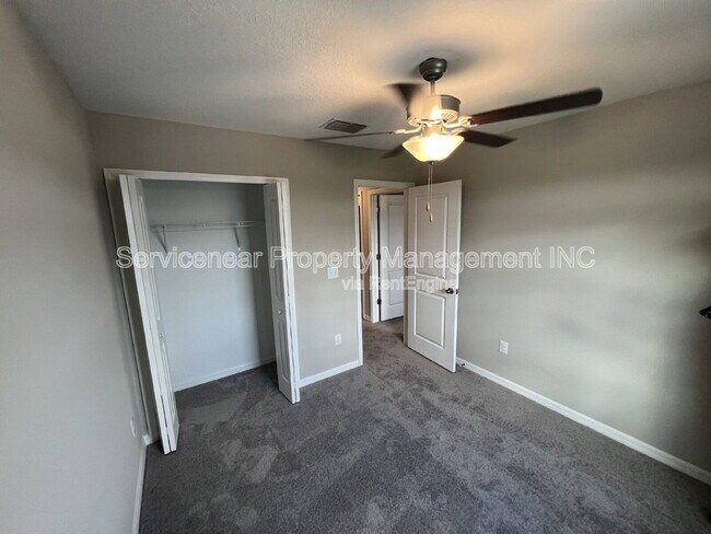 Building Photo - 12032 MIracle Mile Dr