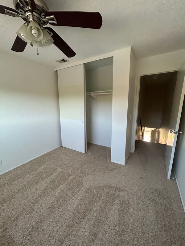 Building Photo - 10546 Kerrigan Ct