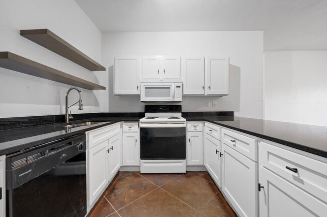 Interior Photo - Allen Place