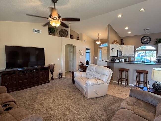 Building Photo - SUNLAND SPRINGS 55+ CORNER LOT 3 BEDROOM 2 BATHROOM FULLY FURNISHED HOME