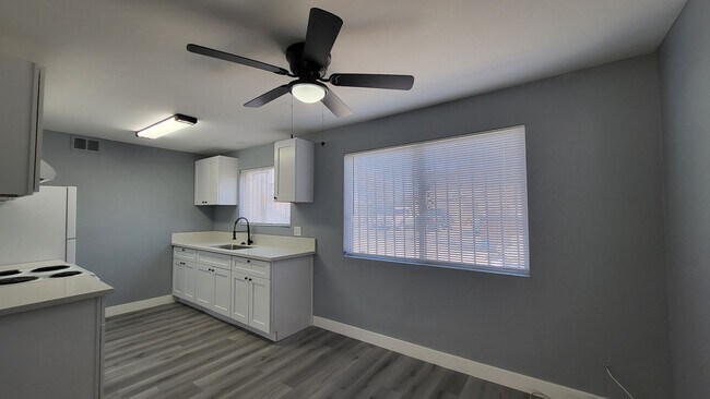 Building Photo - 3240 N Michael Way