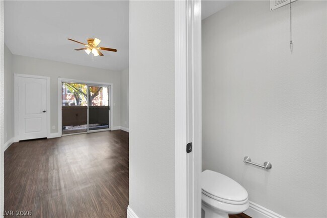 Building Photo - 1505 Truett St