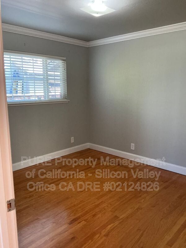 Building Photo - 2607 Erskine Ln