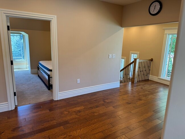 Building Photo - 4900 Marilyn Dr