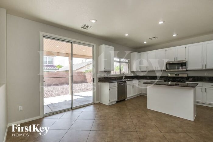 Building Photo - 11237 Alga Ct