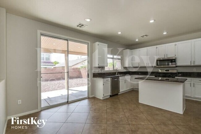 Building Photo - 11237 Alga Ct