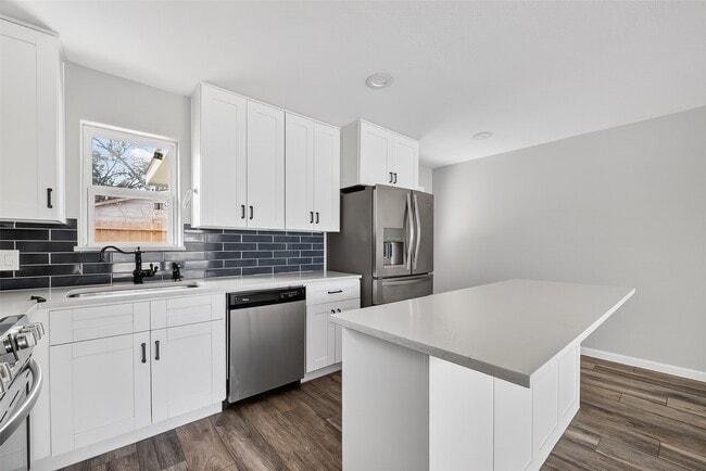 Building Photo - 4106 White St