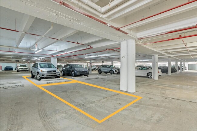 Building Photo - 4900 N Ocean Blvd