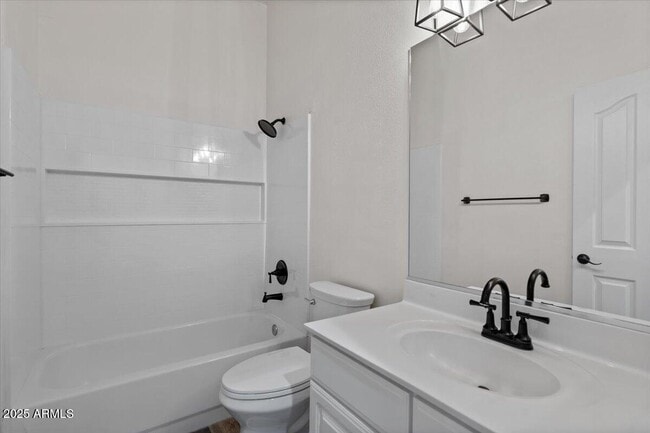 Building Photo - 4615 E Prickly Pear Trail