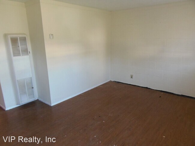 Building Photo - 283-289 Clarendon Ave