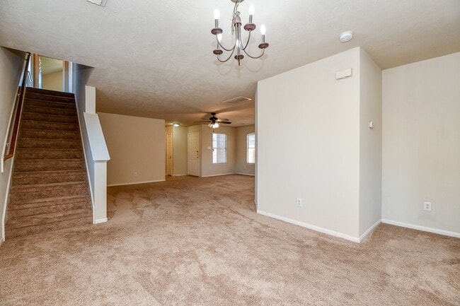 Building Photo - 13979 Maximos Dr