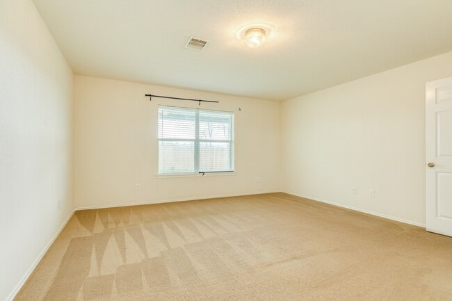 Building Photo - 999 Brady Ln