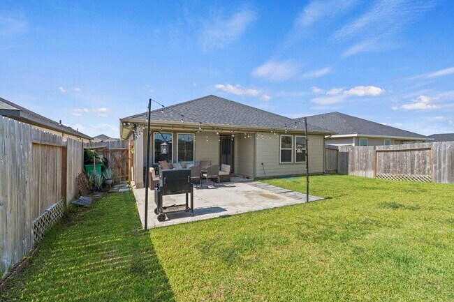 Building Photo - 31234 Yatesbury Ln