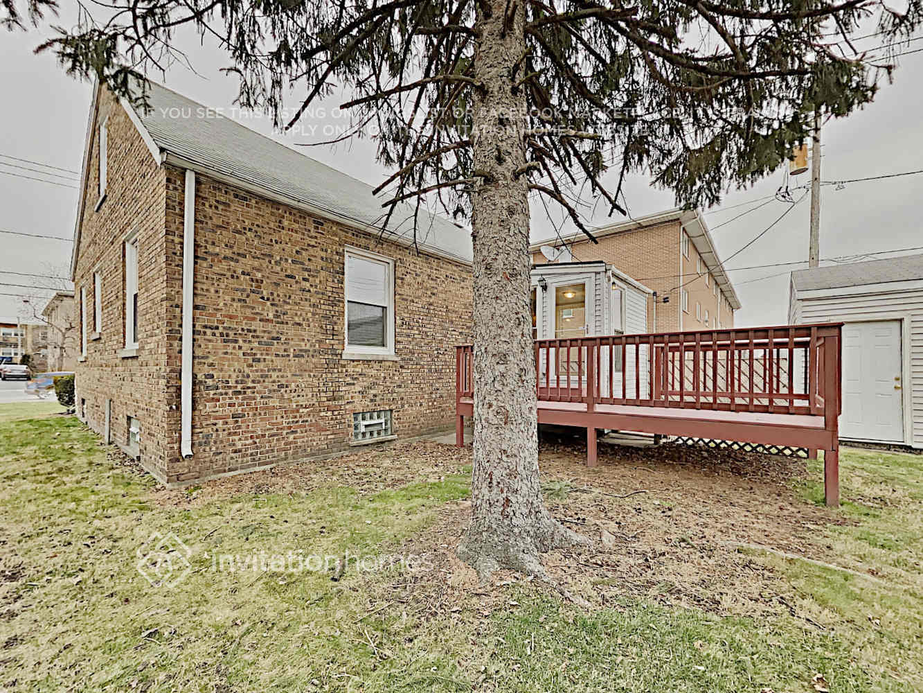 Building Photo - 4015 W 105th St
