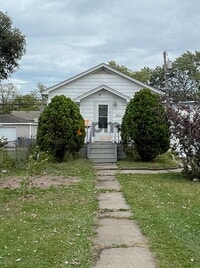 Building Photo - 4915 Linden Ave