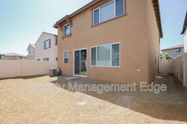 Building Photo - 30128 Bonita Spgs St