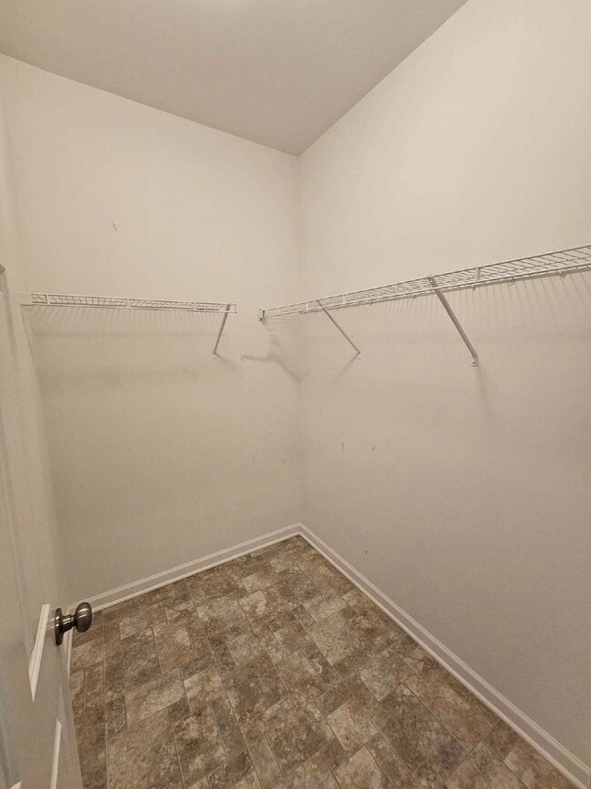 Building Photo - 4 Bed, 2.5 Bath with Granite Kitchen, Large Island, Luxury Master Suite, Full Basement, Huge Outd...