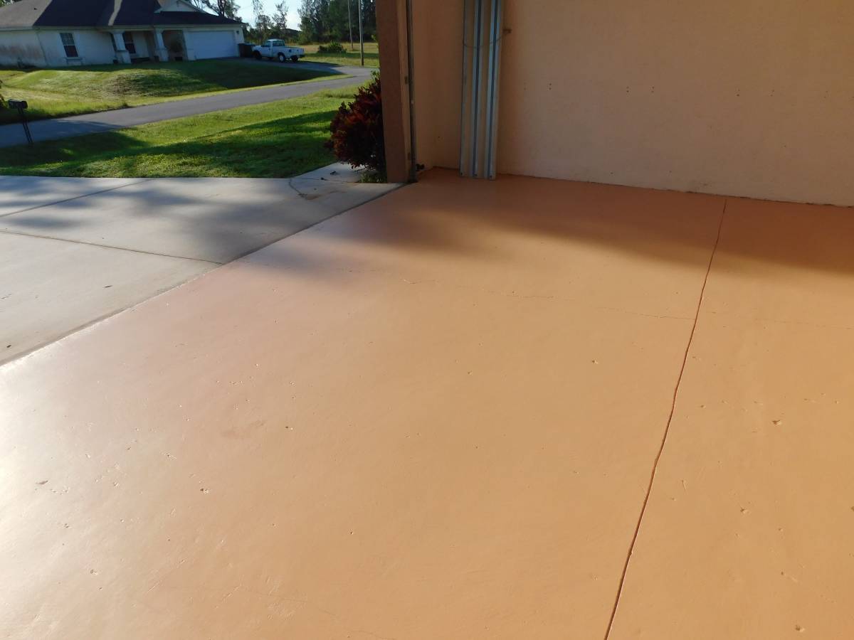 Building Photo - 4124 NE 8th Pl