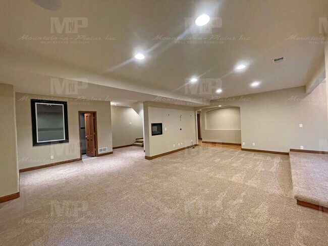 Building Photo - Must See House in Windsor