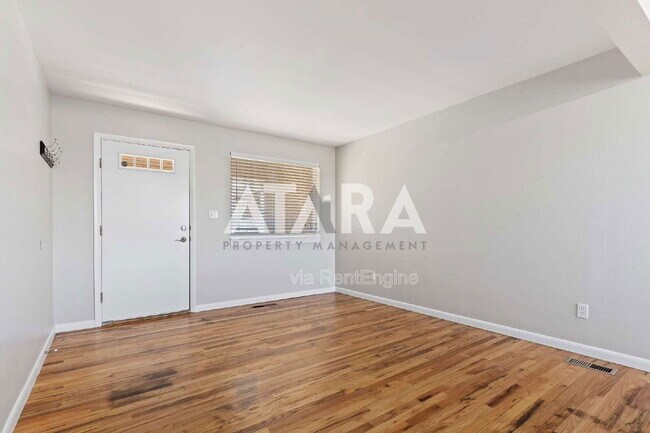 Building Photo - 650 N 300 W