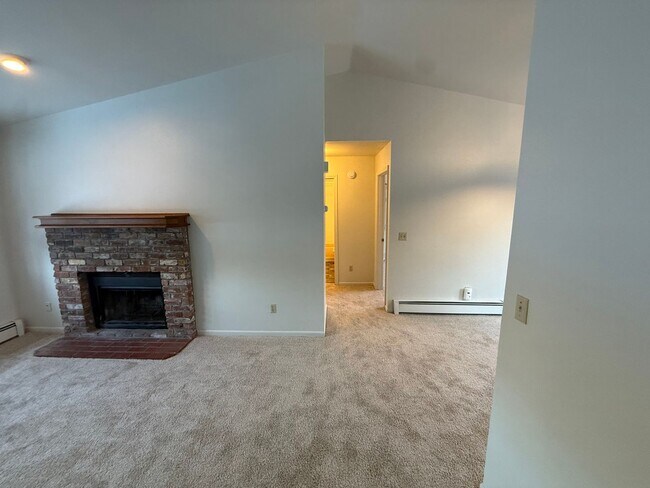 Building Photo - 3310 Max Cir