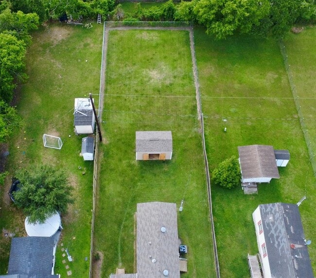 Building Photo - 2022 Austin St