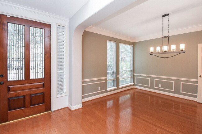 Building Photo - 51 Rivercoach Ln