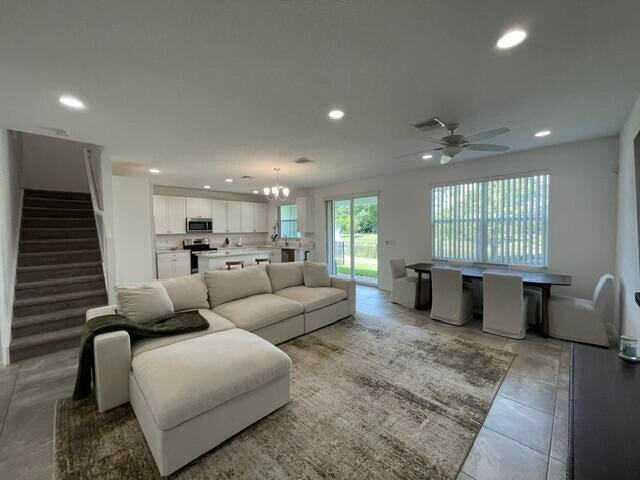 Building Photo - 12885 Trevi Isle