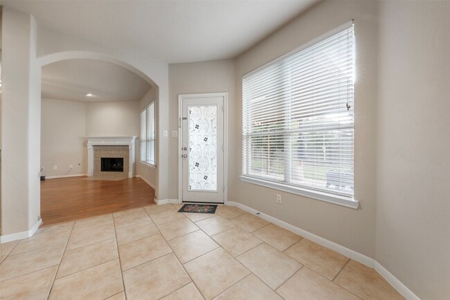 Building Photo - 13907 Normandy Ct