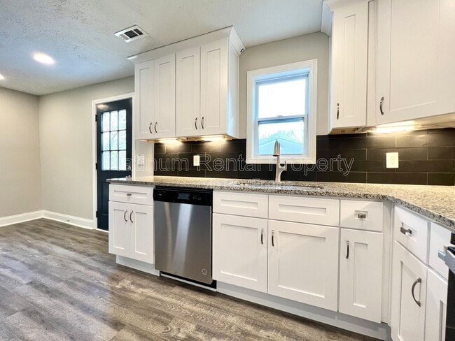 Building Photo - 189 W Jefferson St