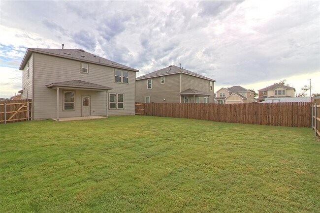 Building Photo - 105 Bird Cherry Wy