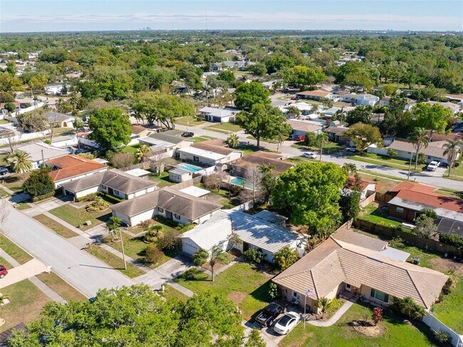 Building Photo - 11178 112th Ave