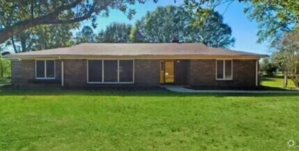 Building Photo - 5601 Flatwoods Rd