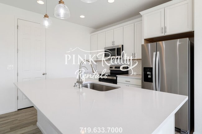 Building Photo - 8033 Buffalo Horn Dr